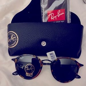 NWT Women’s Ray Ban Sunglasses